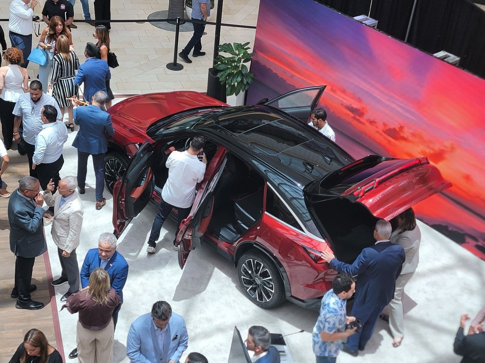 Ambar Infiniti unveils its new 2027 Infiniti QX65