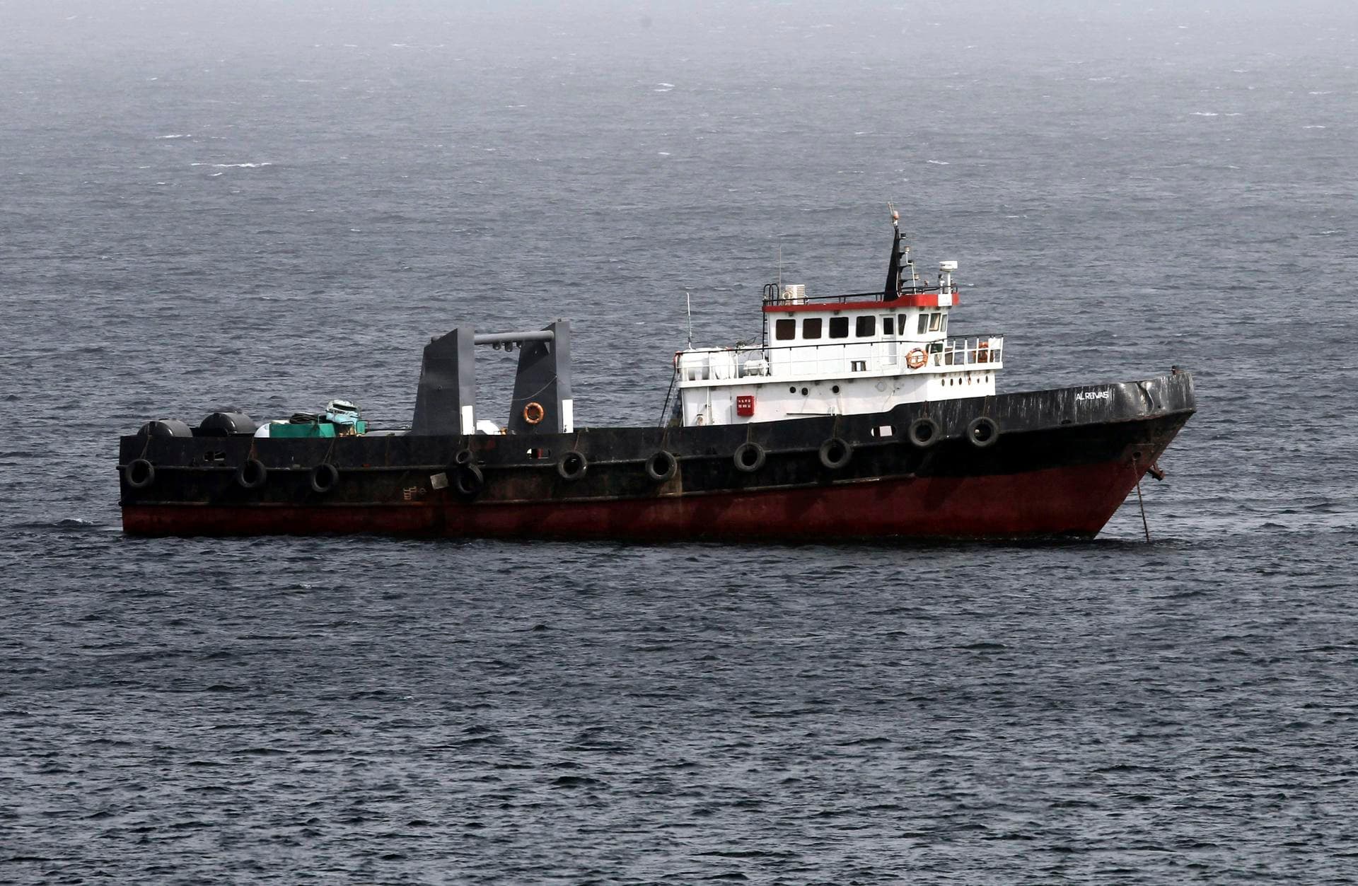 Iran Threatens to Block Strait of Hormuz to Any Firm Using Its Frozen Assets
